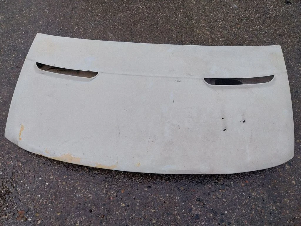 Engine bonnet/hood – Iveco Daily 3rd gen (2000-2006)