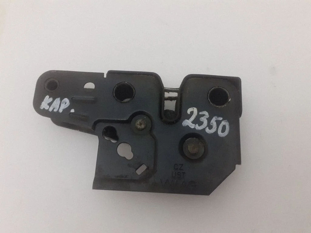 Engine bonnet/hood lock/catch 7H0823509A