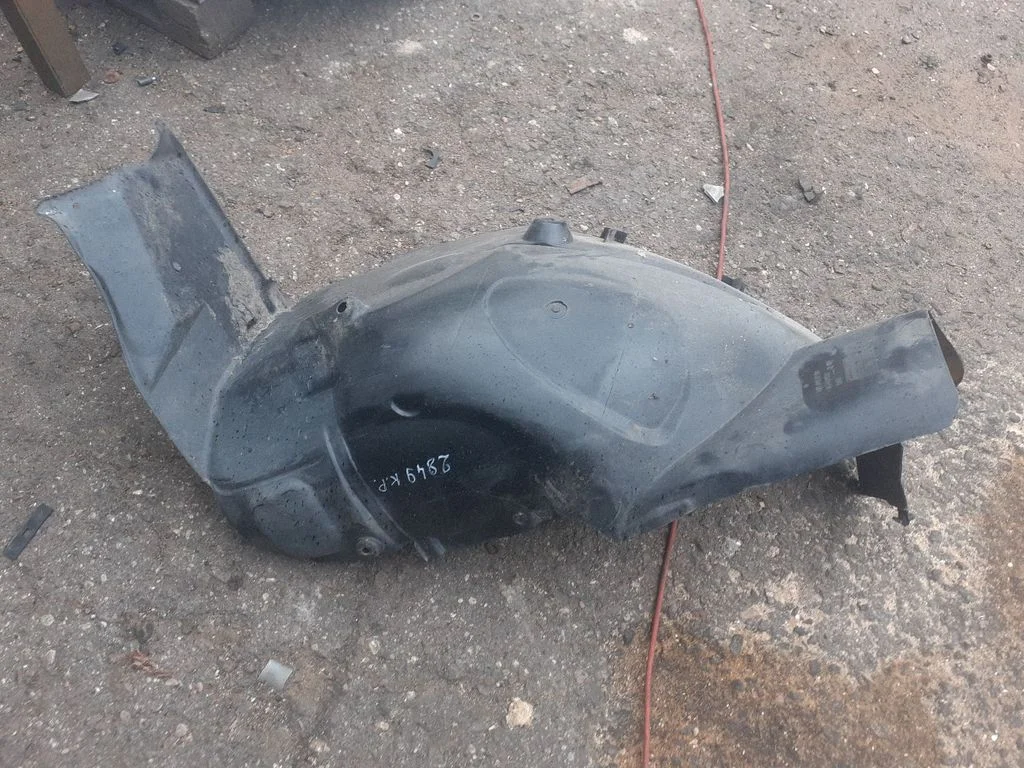 Front wheel arch liner splash guards A1696903730
