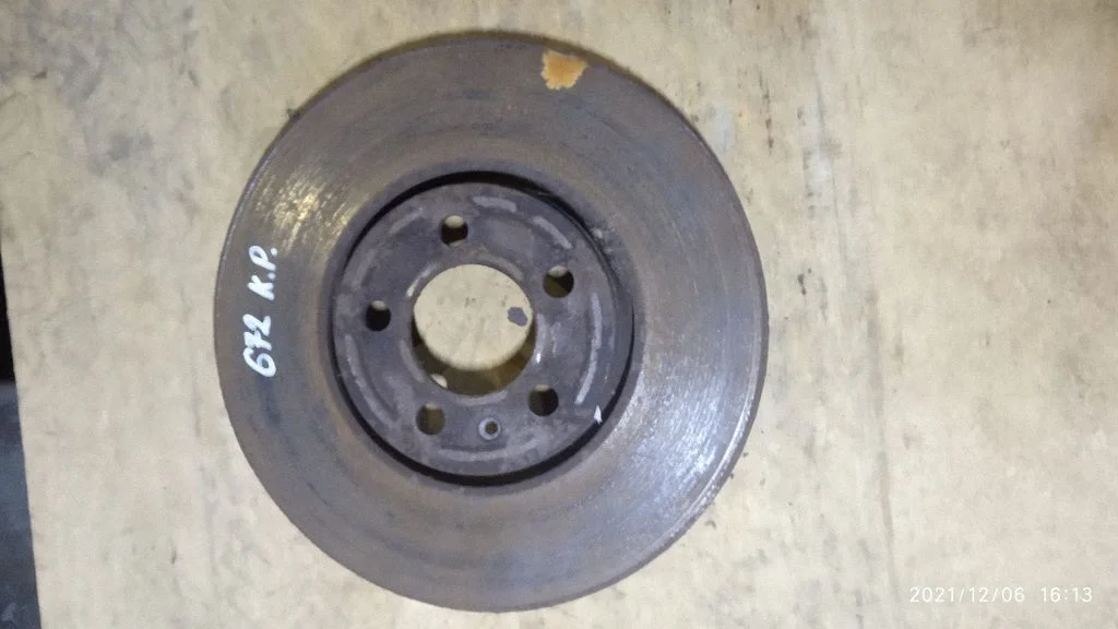 Priekšējais bremžu disks – Skoda Roomster (5J) (2006-2015), kreisā
