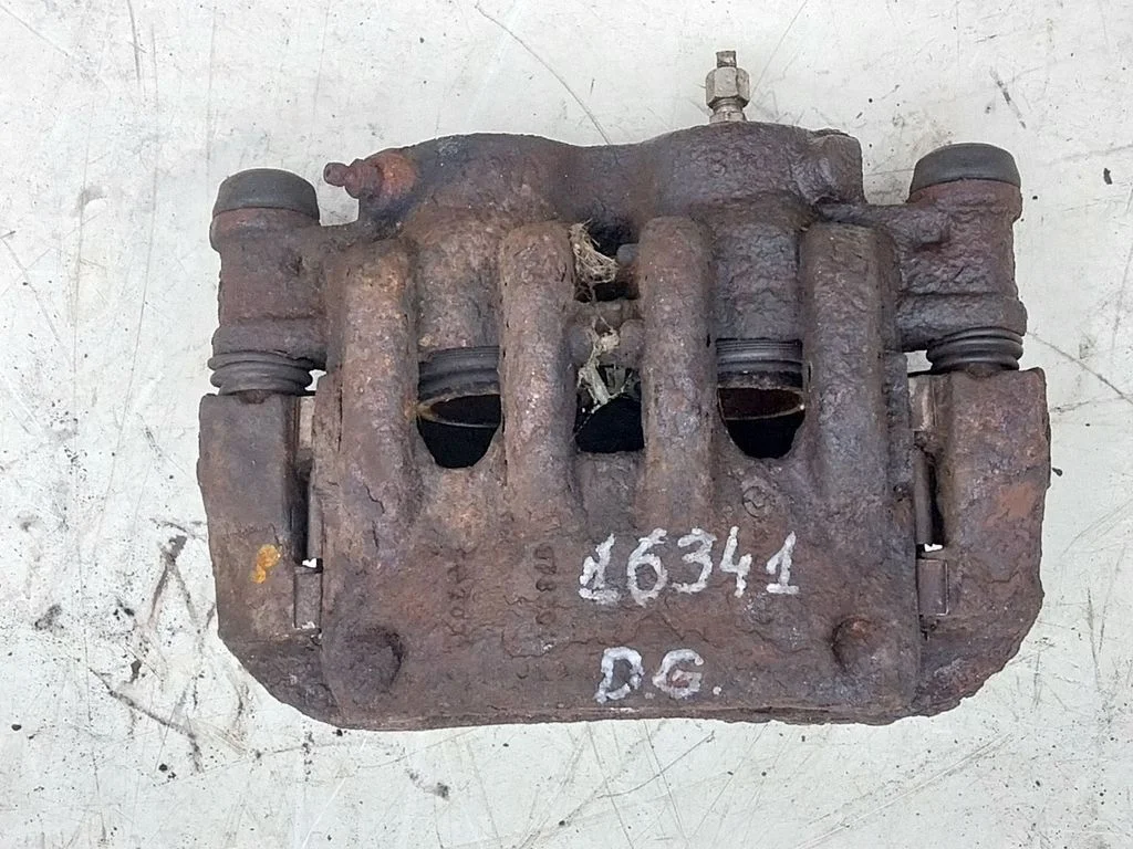 Rear brake caliper 978301