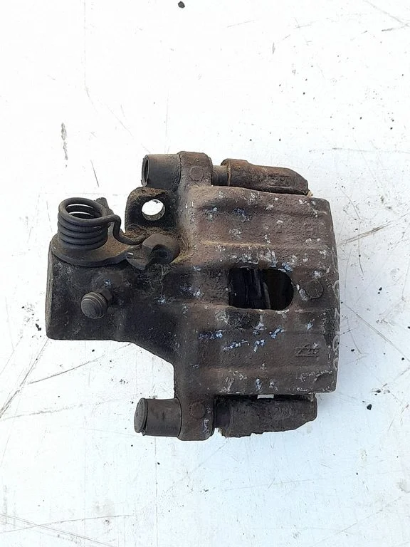 Tagumine pidurisadul 2080513