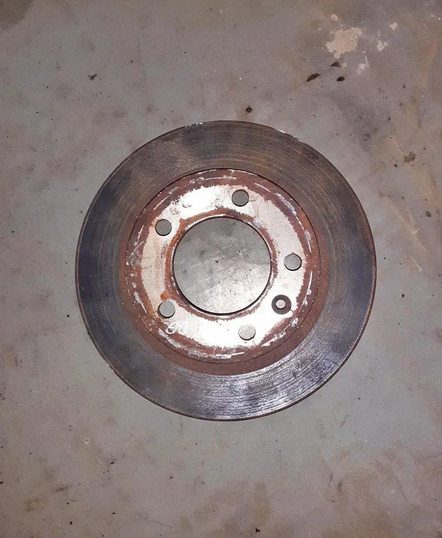 Rear brake disc – right