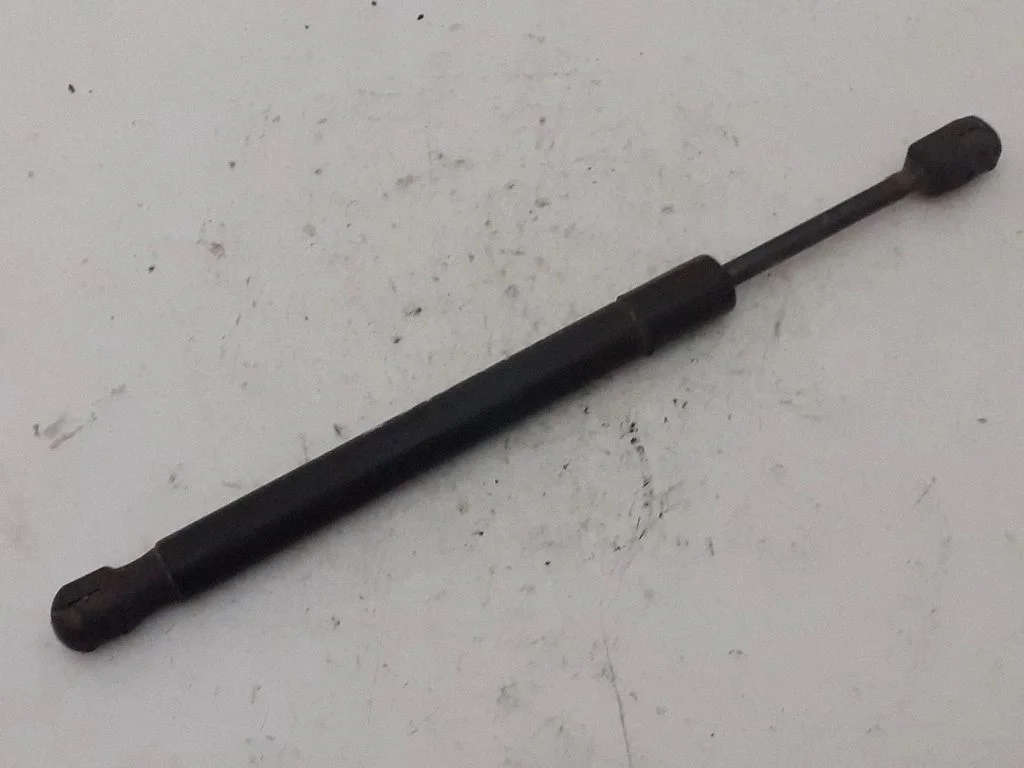 Tailgate/trunk strut/damper – Audi A6 Allroad C6 (2006-2011)