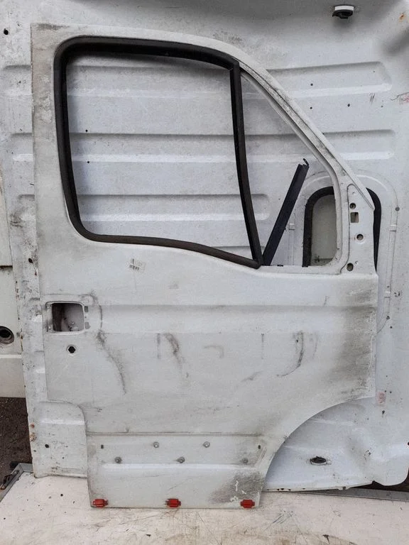 Priekšējās durvis – Iveco Daily 3rd gen (2000-2006)