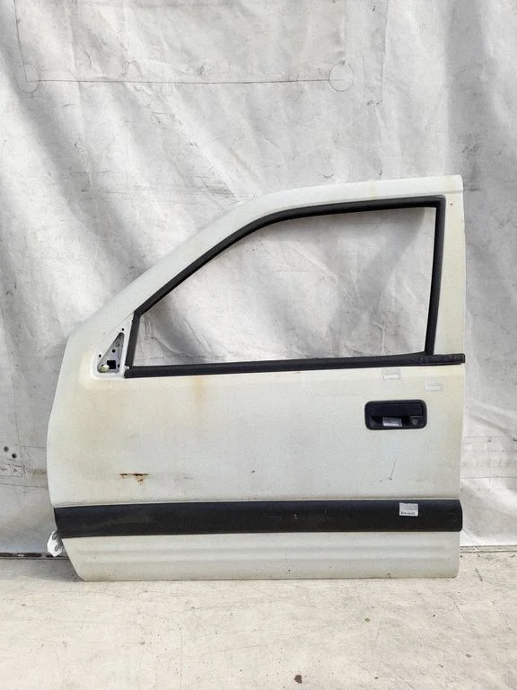 Esiuks – Opel Frontera B (1998-2004)