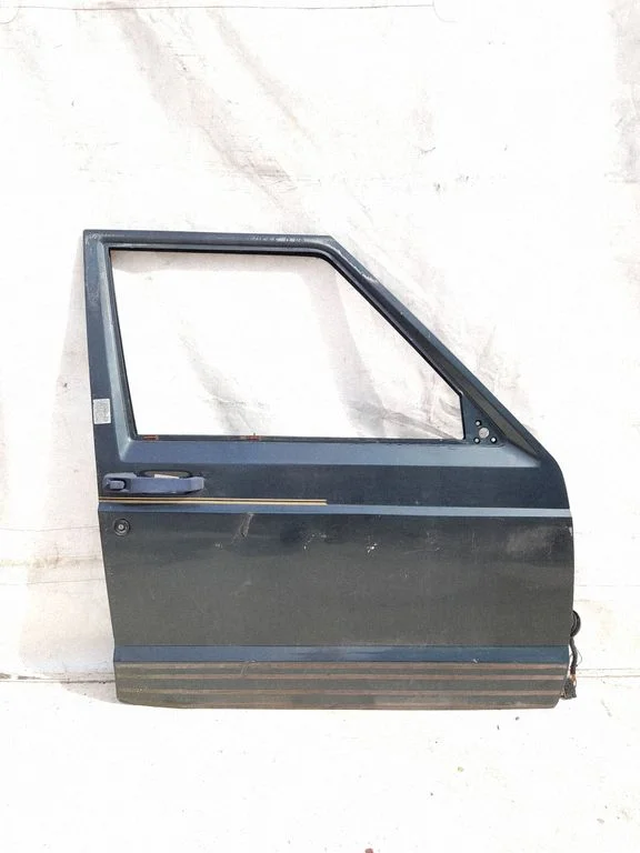 Esiuks – Jeep Grand Cherokee (1993-1998)