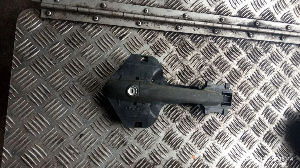 Front door exterior handle – Mercedes-Benz Sprinter W906 (2006-2018)