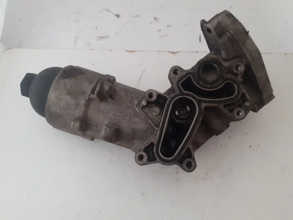 Oil filter mounting bracket – BMW X5 E70 (2006-2013)