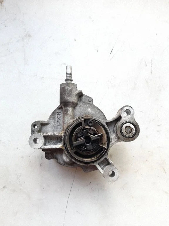 Vaakumpump 3M5Q2A451BF