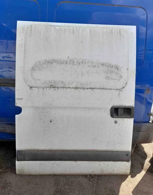 Priekšējā augšējā eņģe – Opel Movano A (1998-2010)