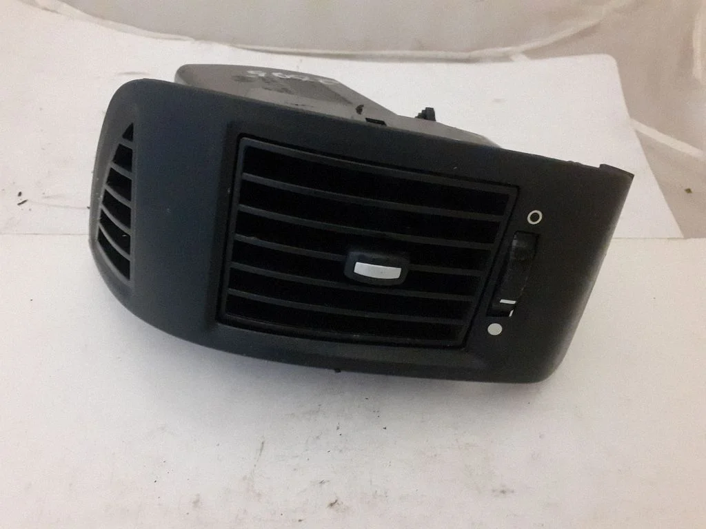 Dashboard air vent grill cover trim – Fiat Ducato (2007-2014)