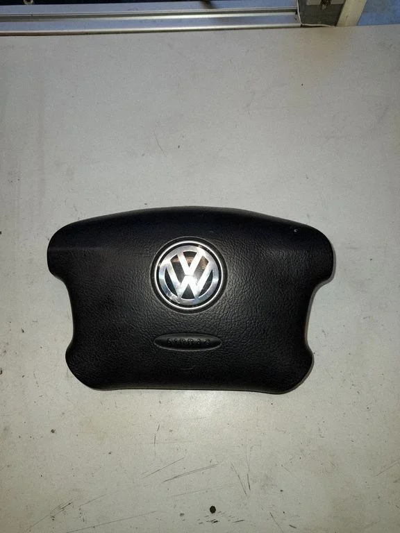 Steering wheel airbag – Volkswagen Sharan (2001-2010)