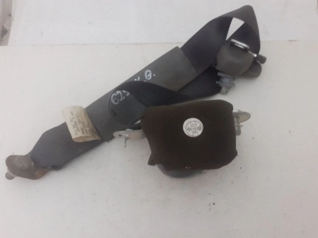 Rear seatbelt – Ford Ranger (2007-2011)