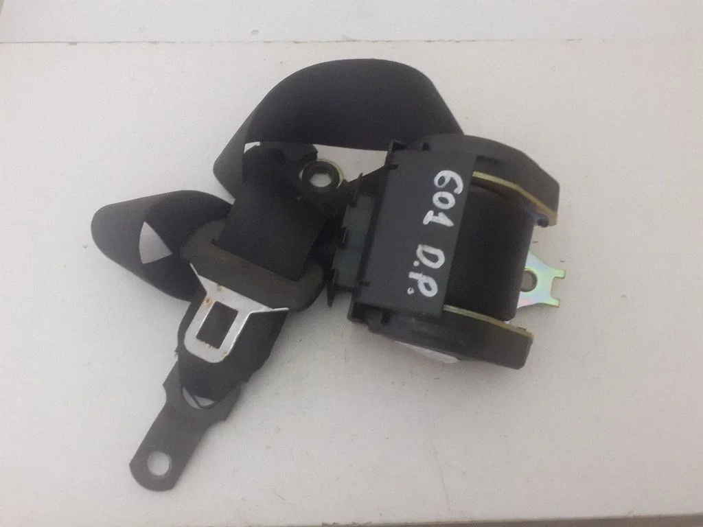 Front seatbelt – BMW 3 Series E46 (1998-2005)