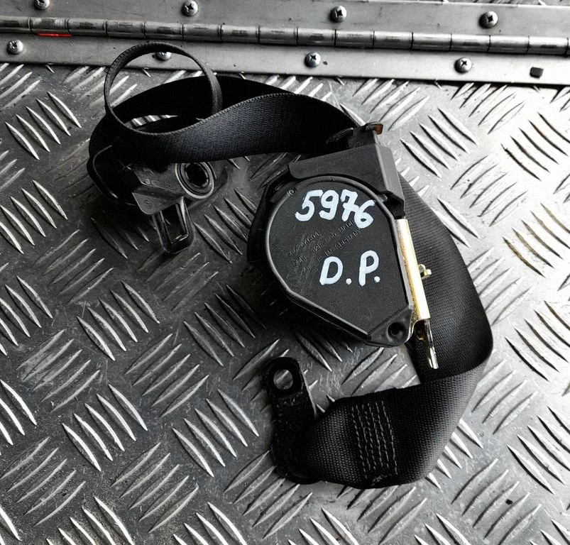 Front seatbelt – BMW 3 Series E46 (1998-2005)