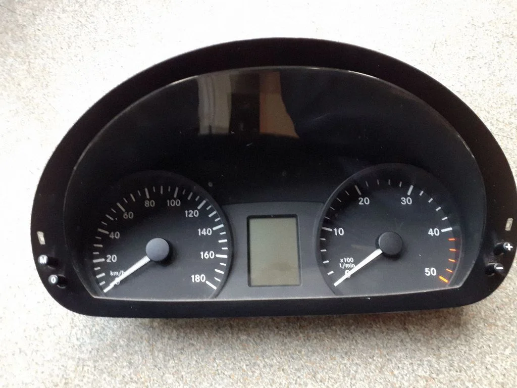 Spidomeeter (näidikuplokk) A9064468821