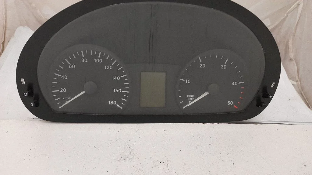 Speedometer (instrument cluster) A9065420101