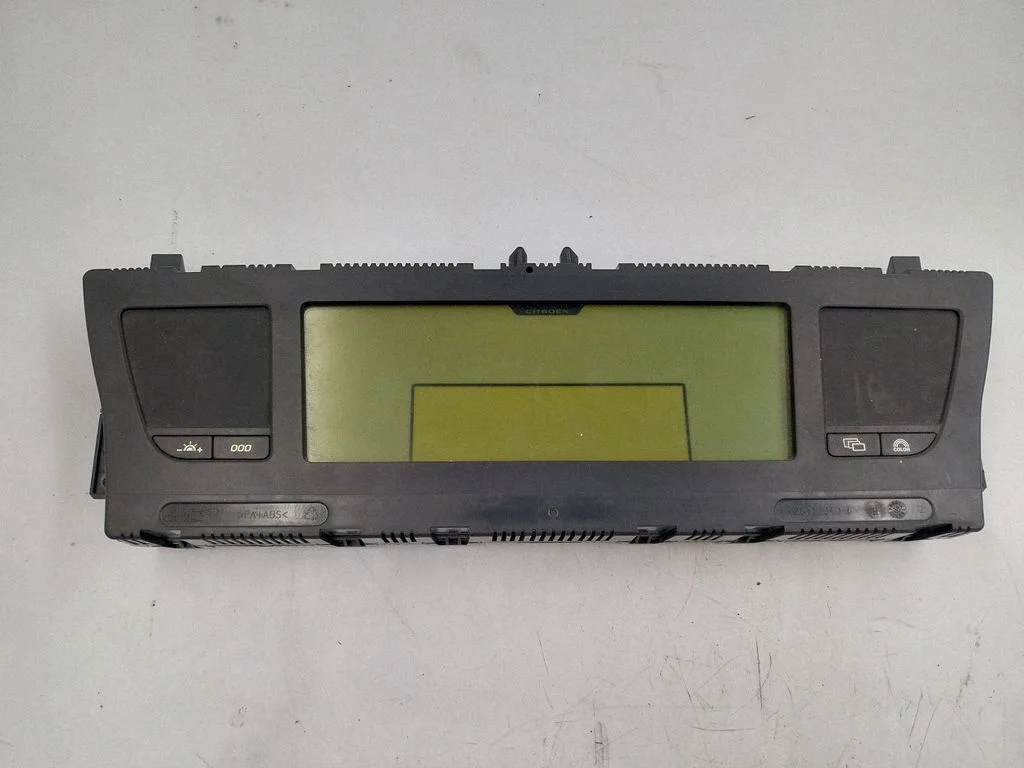 Spidometrs (instrumentu panelis) – Citroen C4 I (2004-2010)