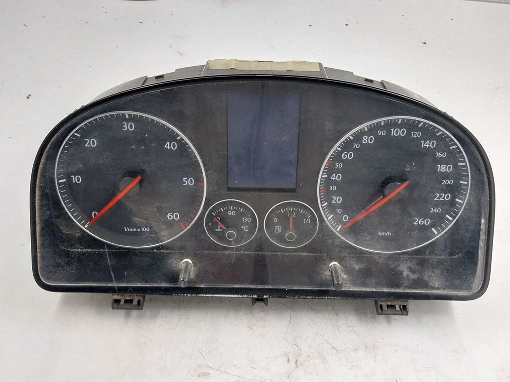 Spidomeeter (näidikuplokk) – Volkswagen Touran I (2003-2010)