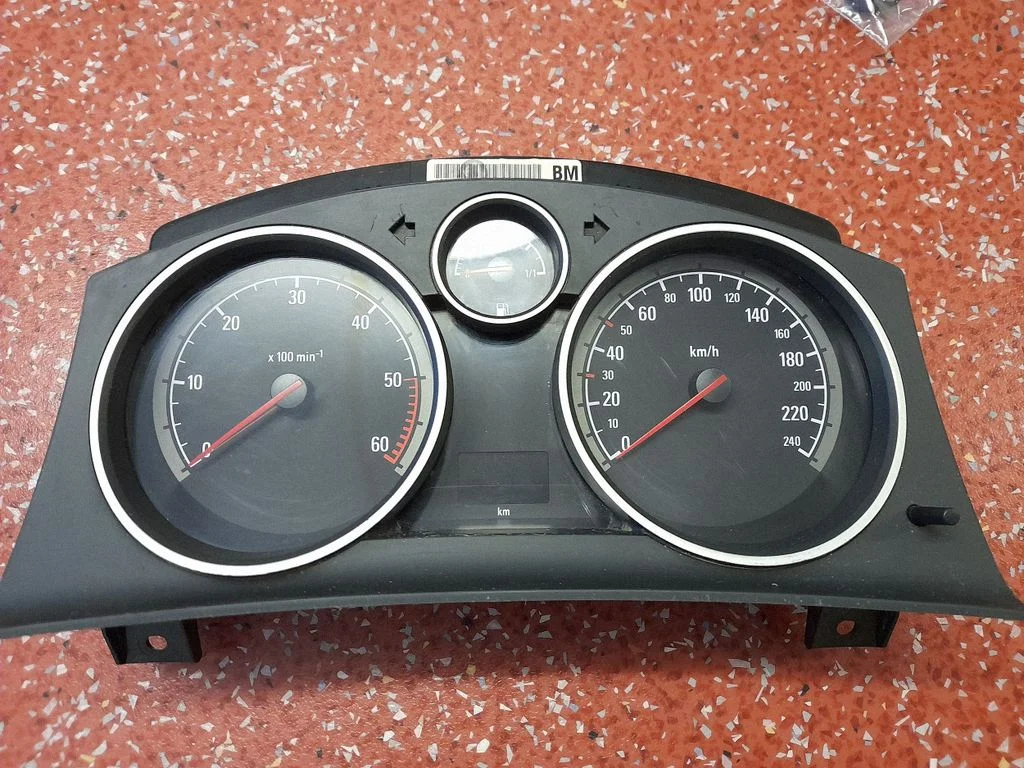 Speedometer (instrument cluster) 13251615