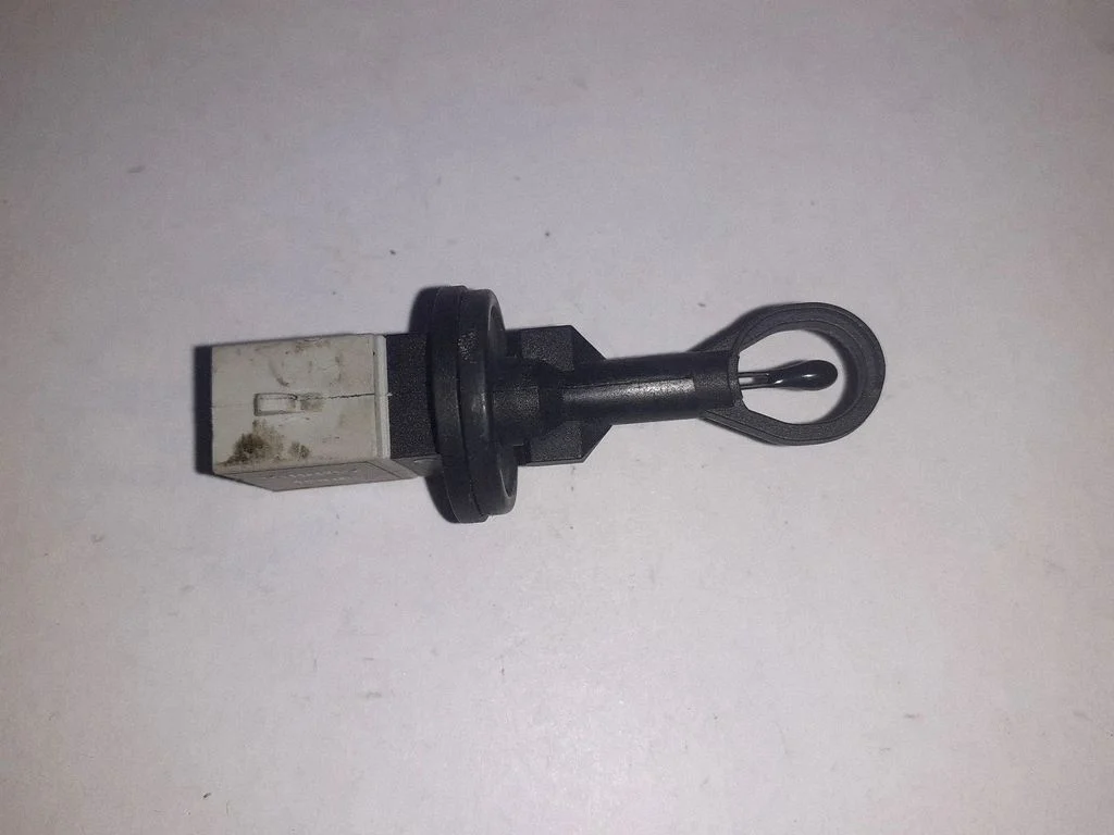 Oil temperature sensor – Audi A6 Allroad C6 (2006-2011)