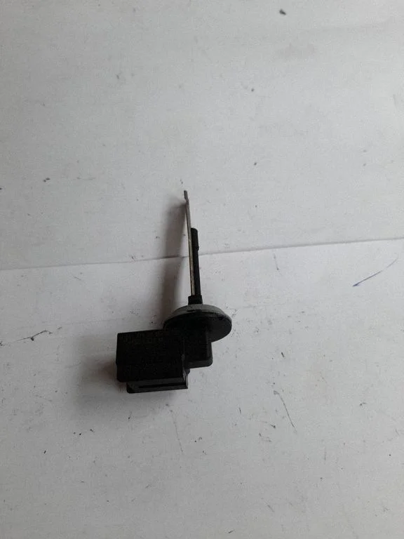 Oil temperature sensor – Citroen C4 I (2004-2010)