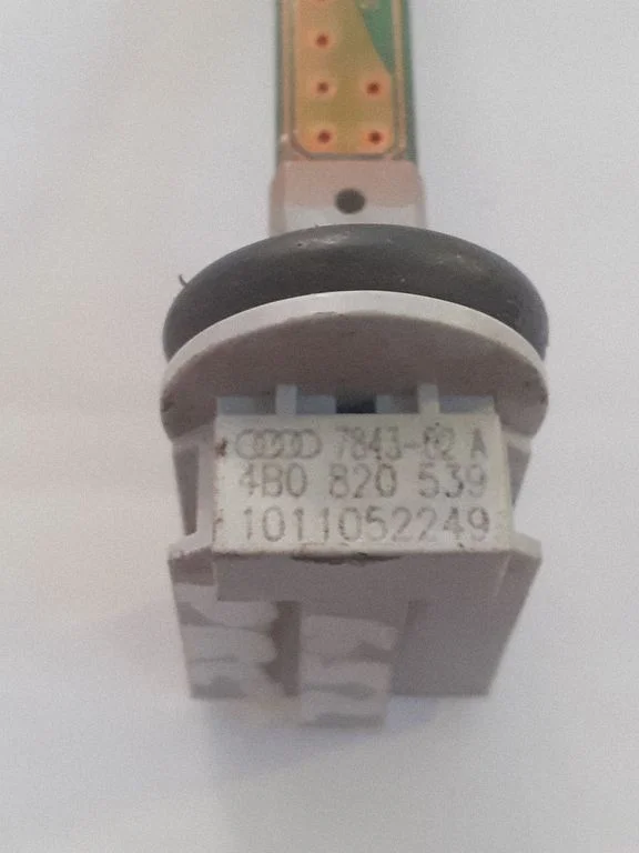 Õli temperatuuri andur – Volkswagen Passat B6 (2005-2010)