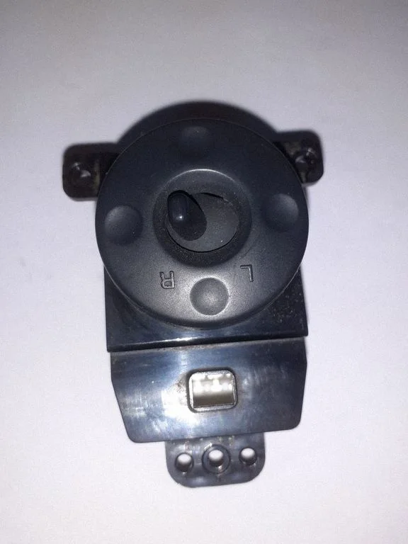 Other switches/knobs/shifts – KIA Carens II (2007-2012)