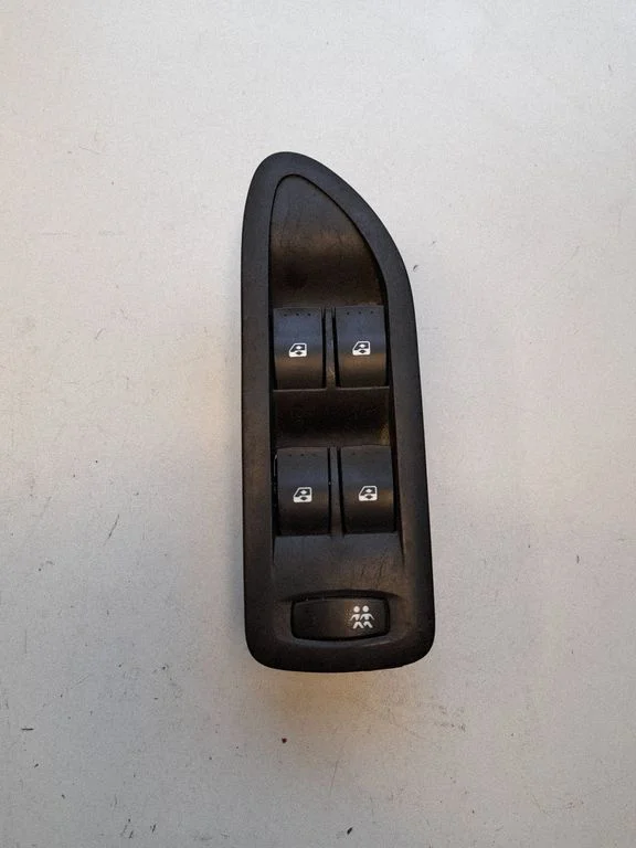 Electric window control switch 26515