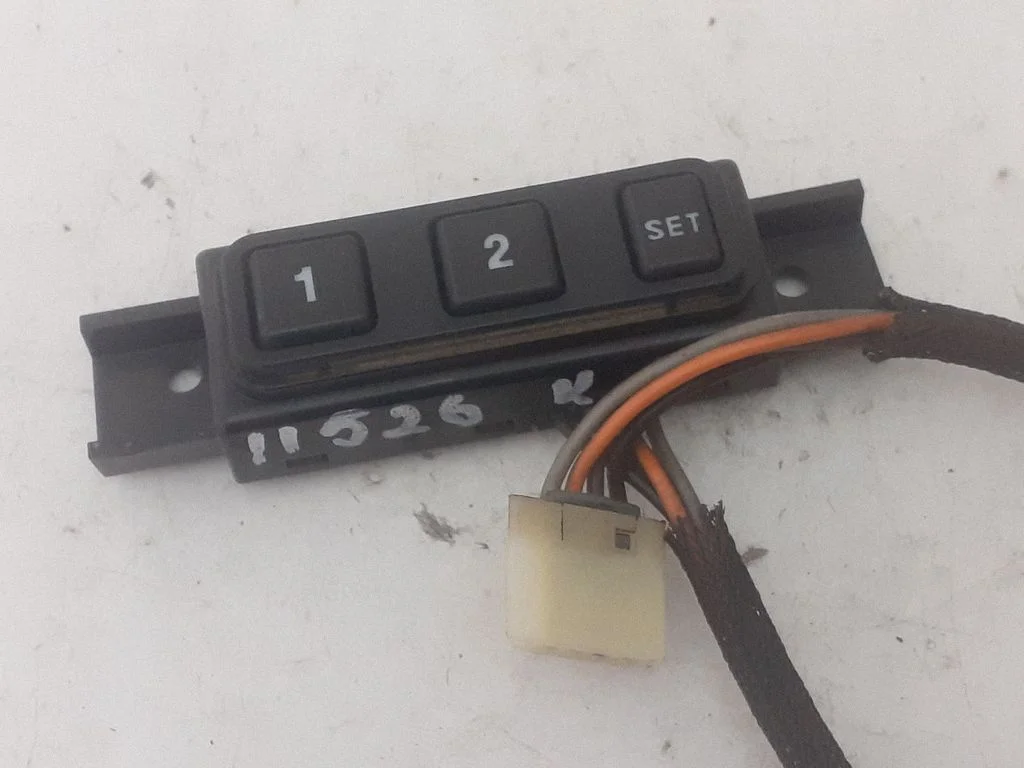 Other switches/knobs/shifts 7713001