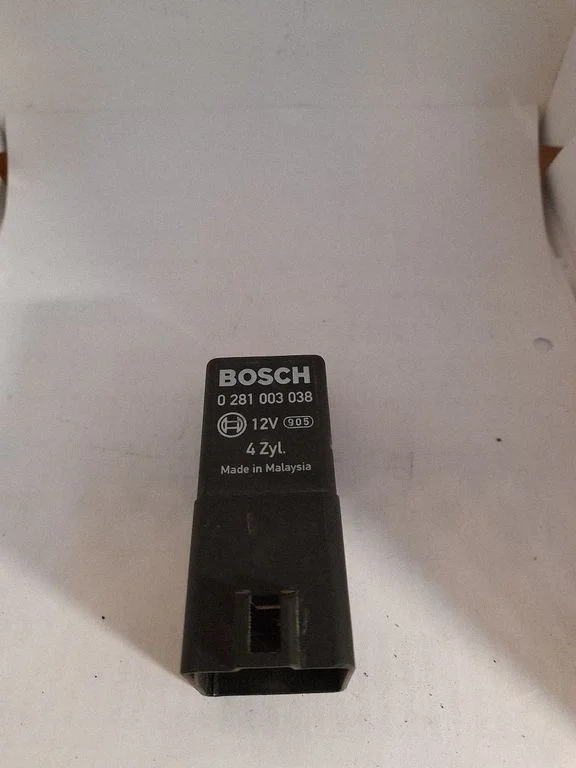 Eelsüüteküünalde relee – Volkswagen Passat B6 (2005-2010)