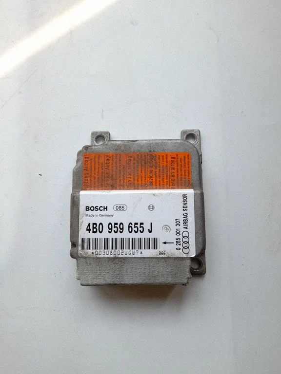 Sterownik poduszek powietrznych 4B0959655J