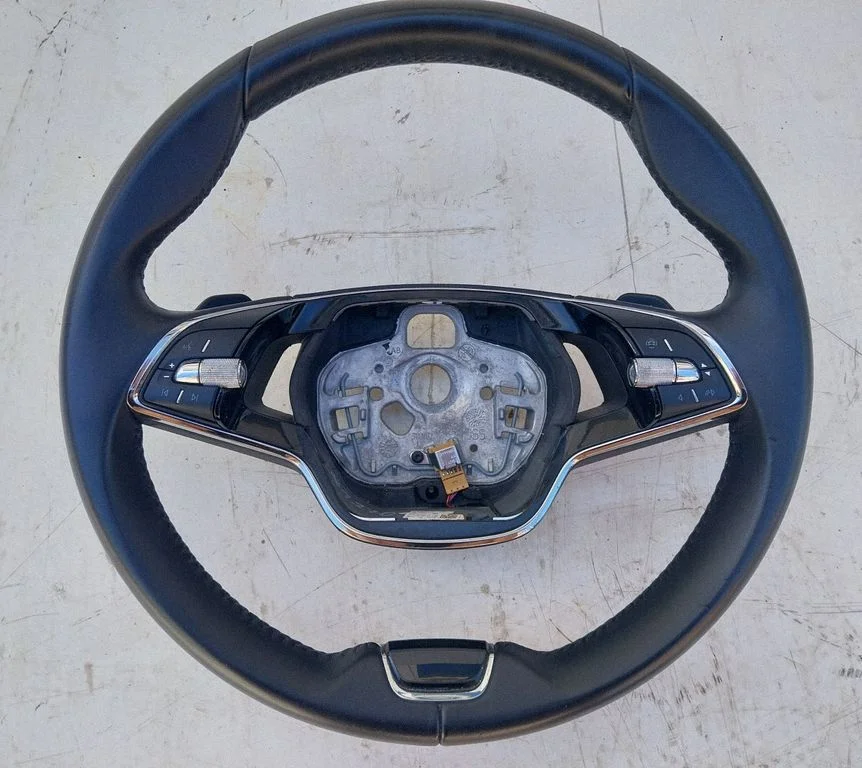 Steering wheel 3111037