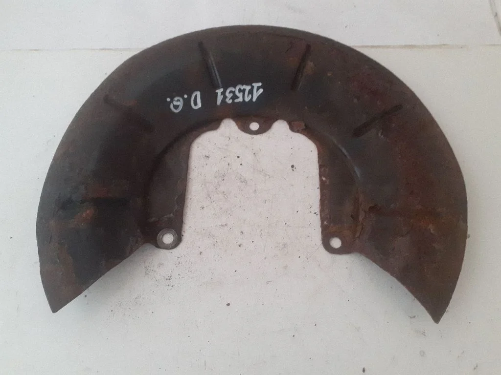 Aizmugurējā bremžu diska aizsargs BK212K317AA