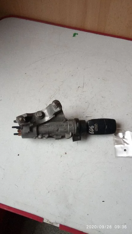 Ignition lock – Audi A6 Allroad C5 (1999-2005)