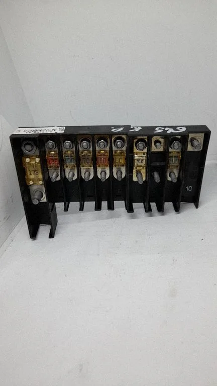 Fuse module – Volkswagen Transporter - Caravelle T5 (2003-2015)