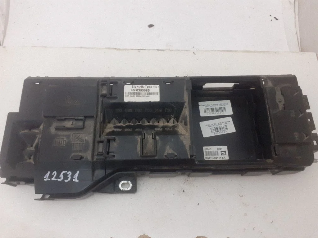 Drošinātāju bloks BK2T14B144BA