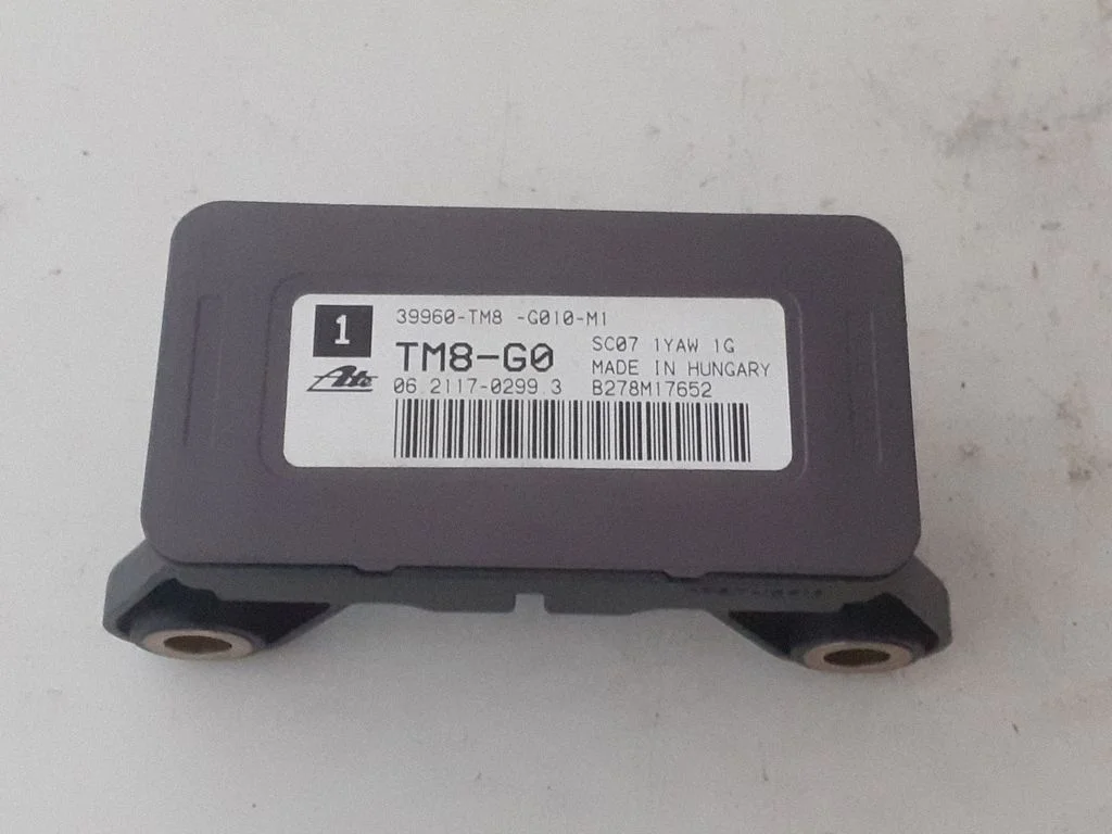 ESP (stabiilsussüsteemi) andur (pöördekiirusandur) SC071YAW1G