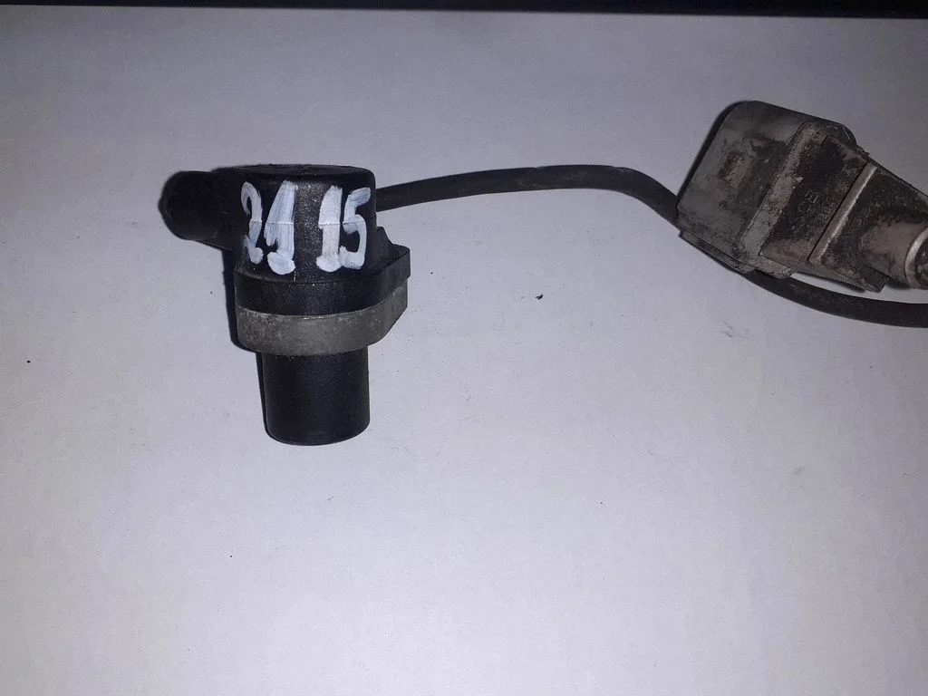 Kloķvārpstas stāvokļa devējs 0261210145