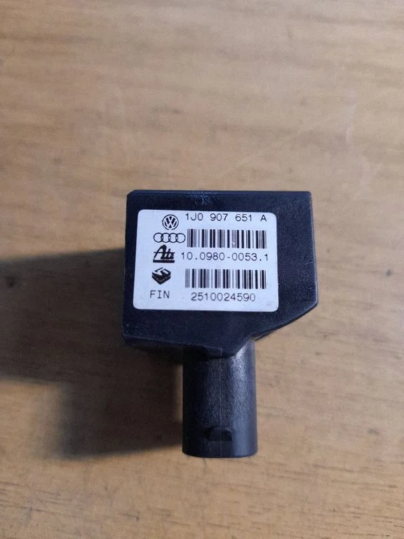 ESP (stabiilsussüsteemi) andur (pöördekiirusandur) – Volkswagen Sharan (2001-2010)