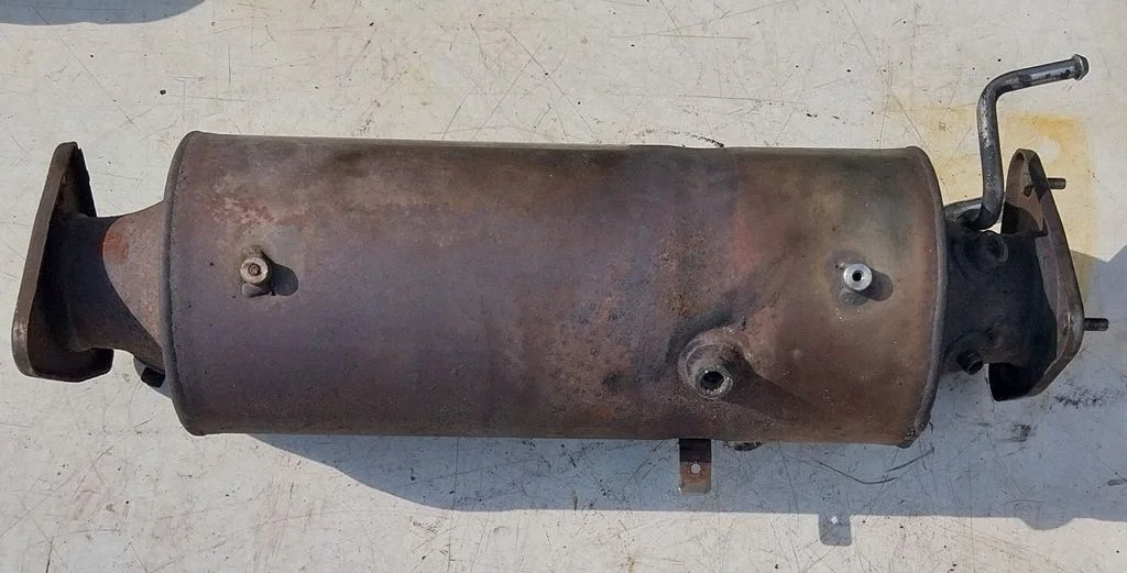 Katalüsaator/ FAP/DPF tahkete osakeste filter – Iveco Daily 4th gen (2006-2011)
