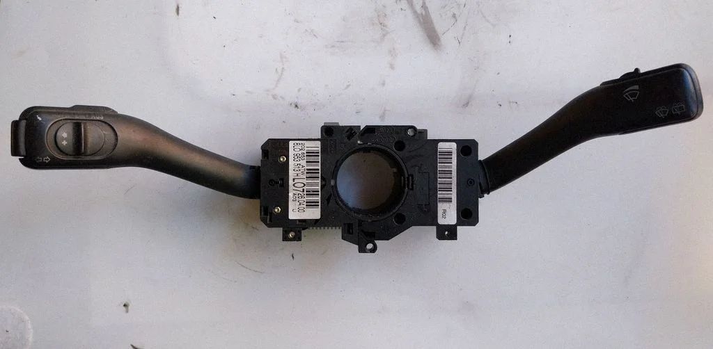 Indicator stalk 8L0953513H