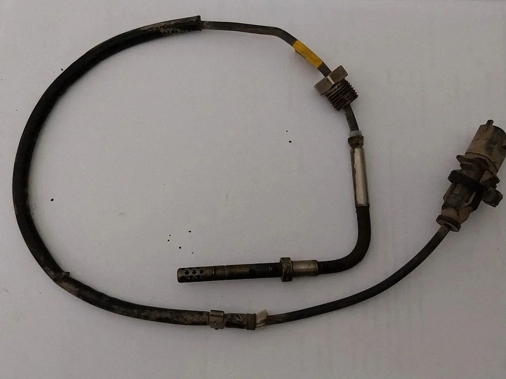 Exhaust gas temperature sensor 69502364