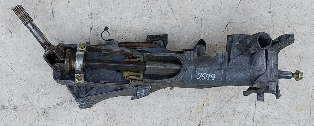 Steering wheel axle set F82C3C529GA – Ford Cougar (1998-2002)