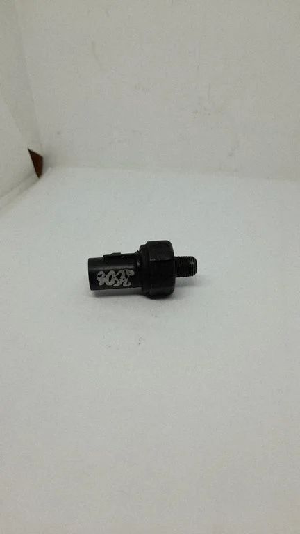 Eļļas spiediena sensors
