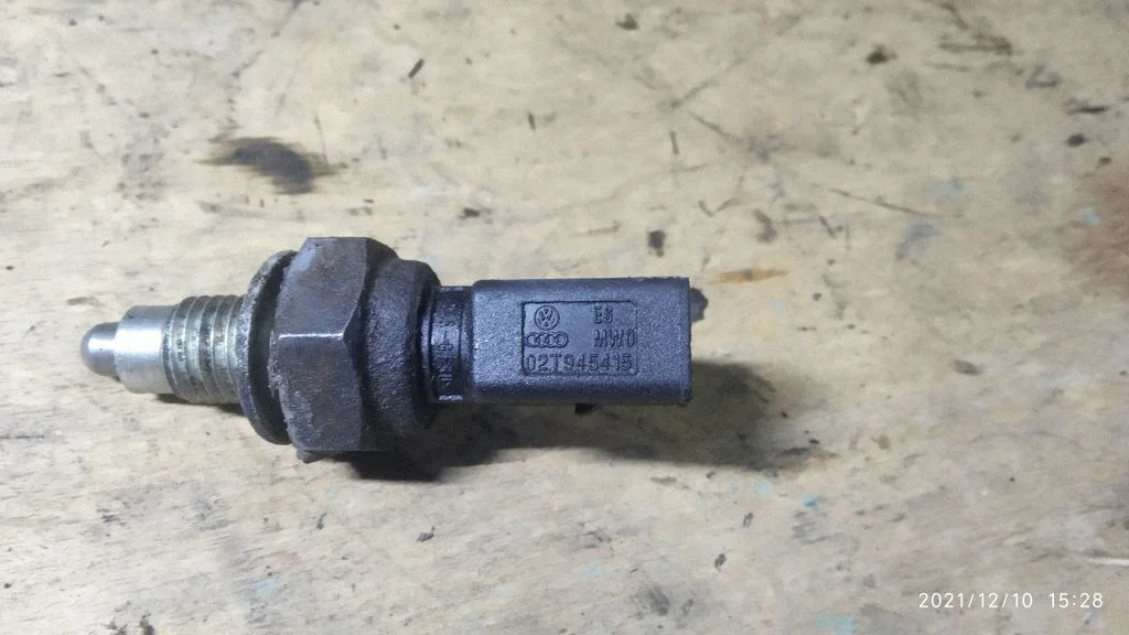 Muu käigukasti osa 02T945415