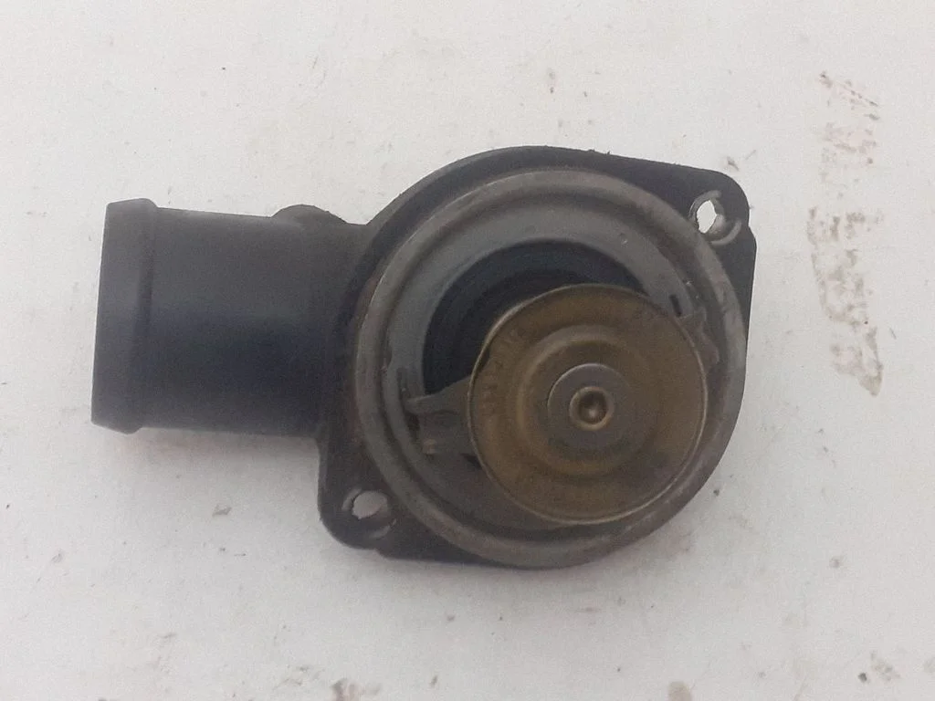 Thermostat housing – Volkswagen Crafter (2006-2016)