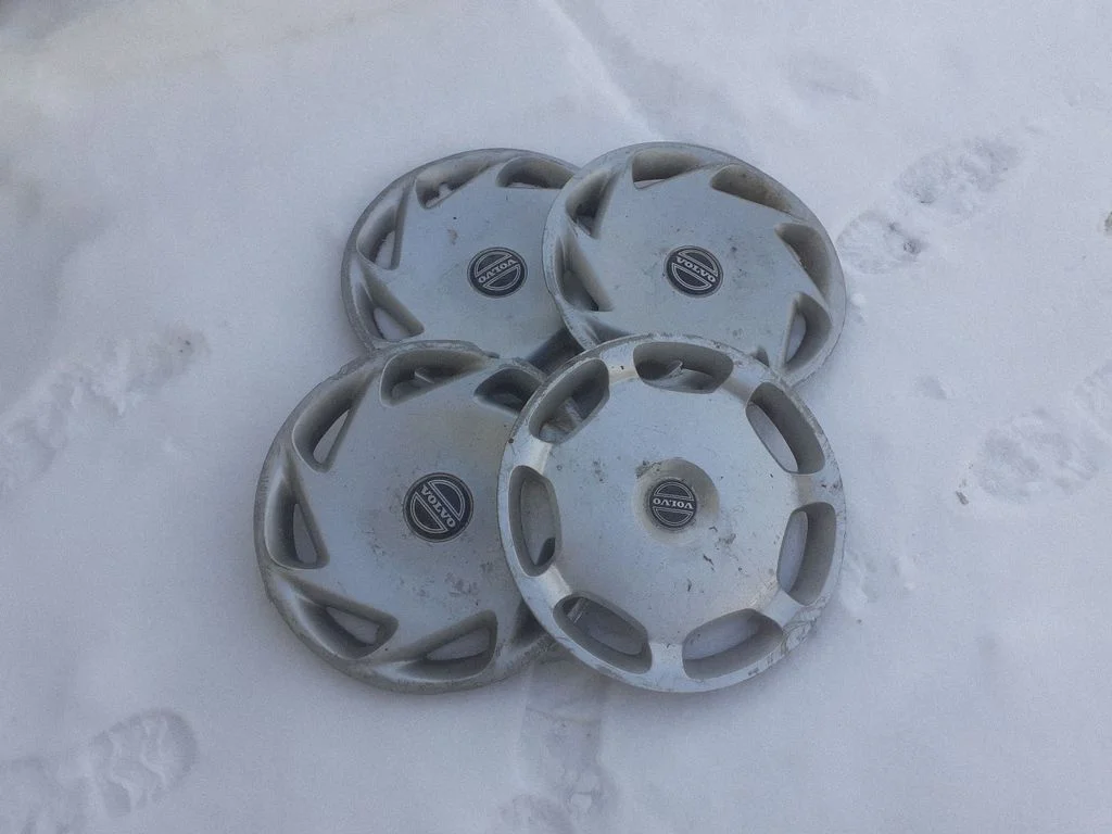 R20 wheel hub/cap/trim – Volvo S70 V70 V70 XC (1997-2000)