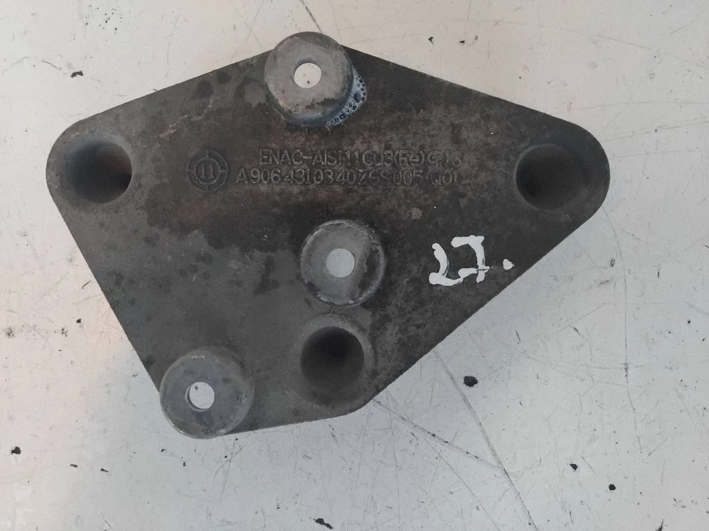 ABS sūkņa kronšteins A9064310340